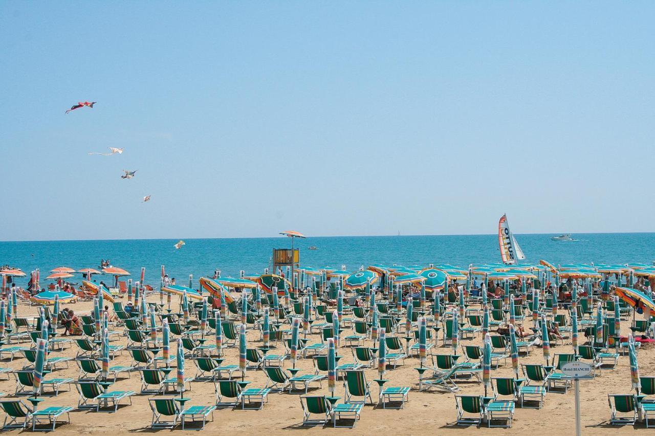 Rialto Bibione Exterior foto