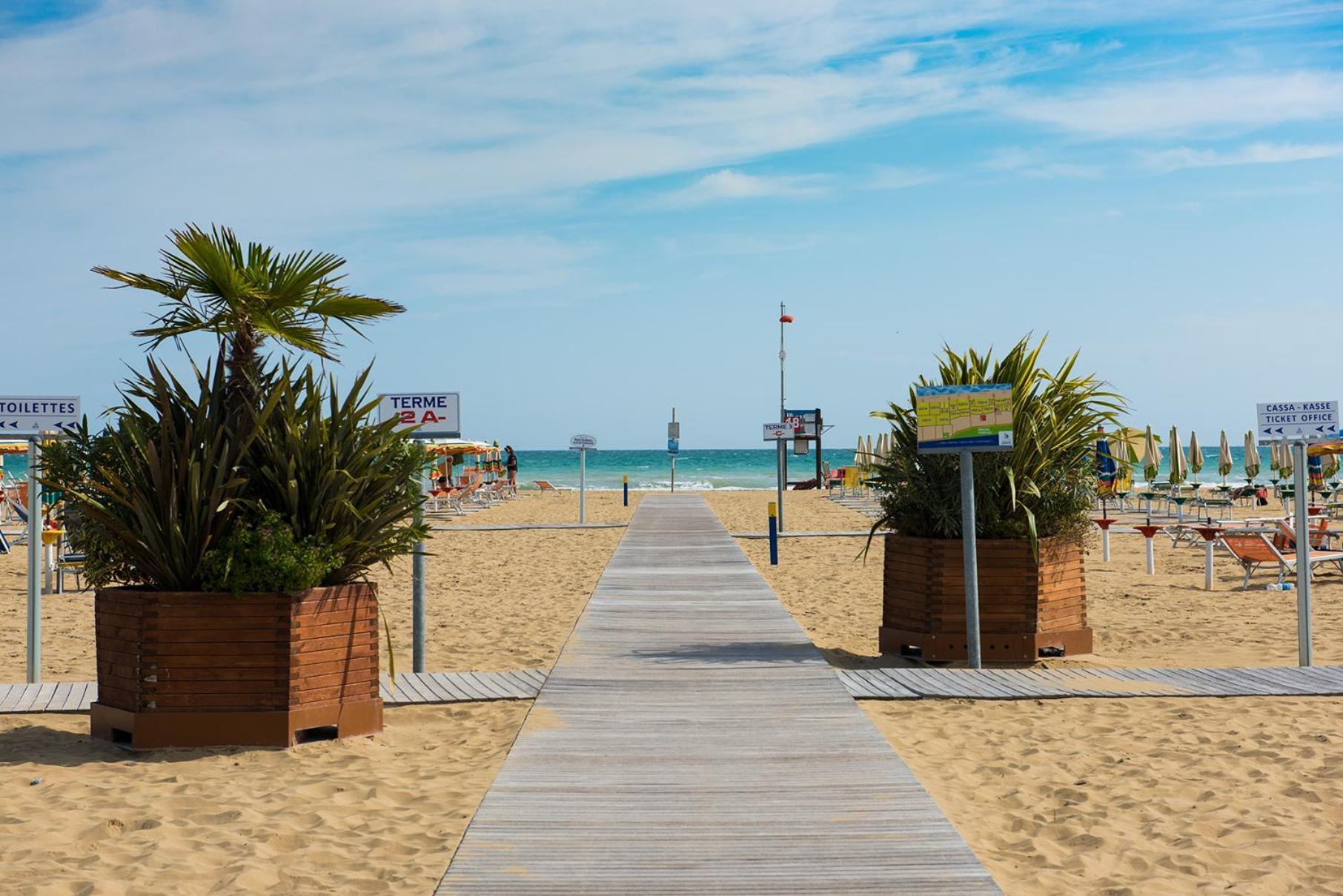 Rialto Bibione Exterior foto